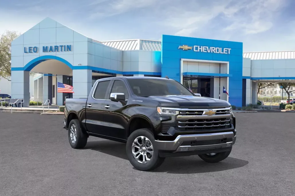 2026 Chevrolet Silverado 1500 LTZ photo 1