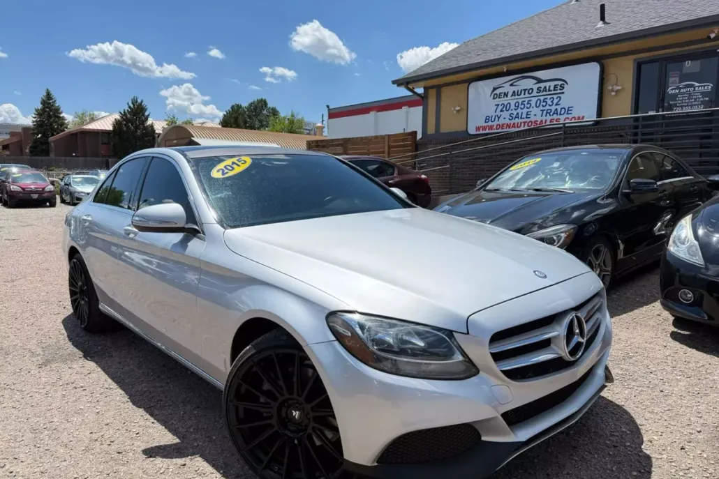 2015 Mercedes Benz C 300 4MATIC Sedan photo 1