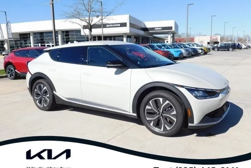 2024 Kia EV6 Light photo 1