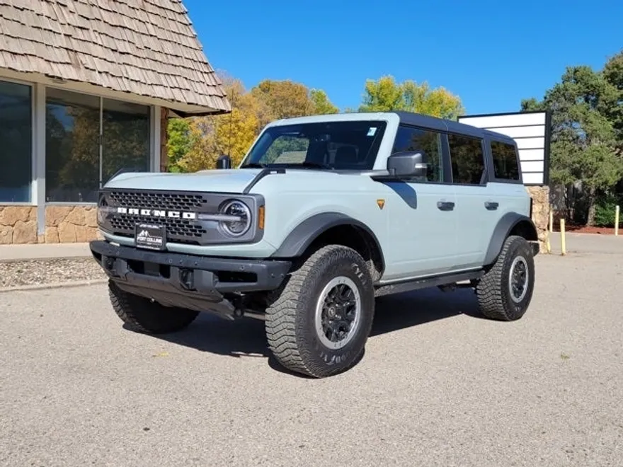 2024 Ford Bronco Badlands photo 1