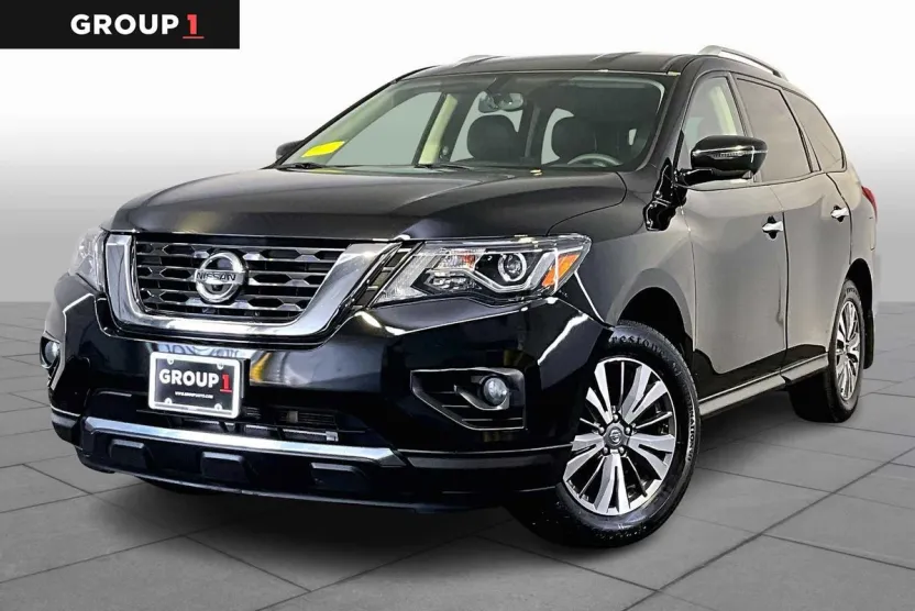 2020 Nissan Pathfinder SL photo 1