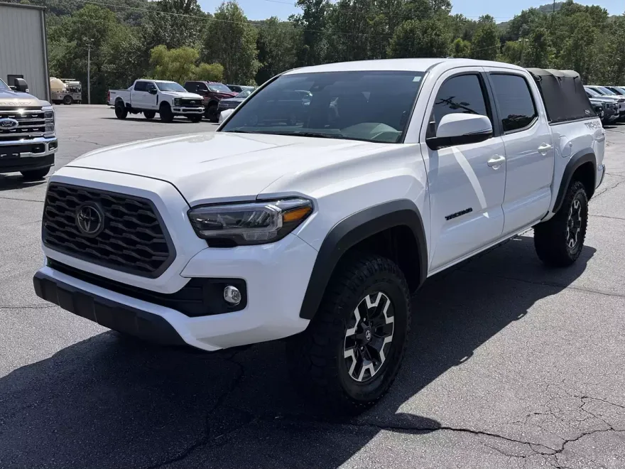 2022 Toyota Tacoma SR5 Double Cab Long Bed V6 4x4 photo 1