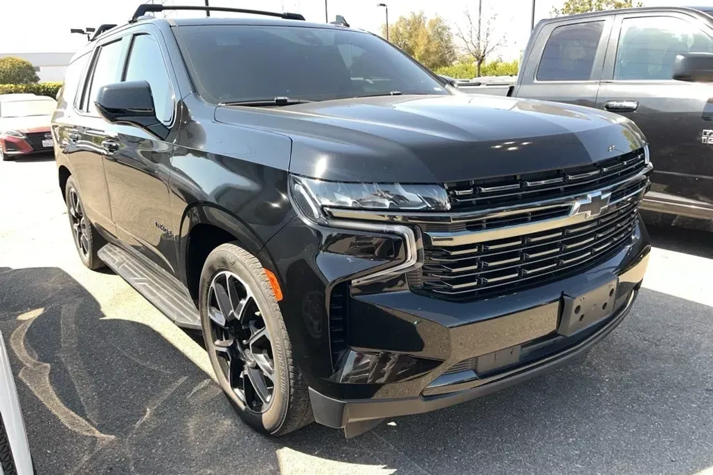 2021 Chevrolet Tahoe RST photo 1