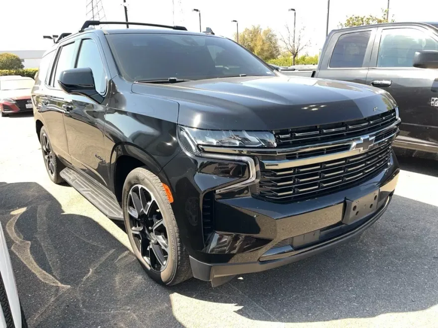 2021 Chevrolet Tahoe RST photo 1