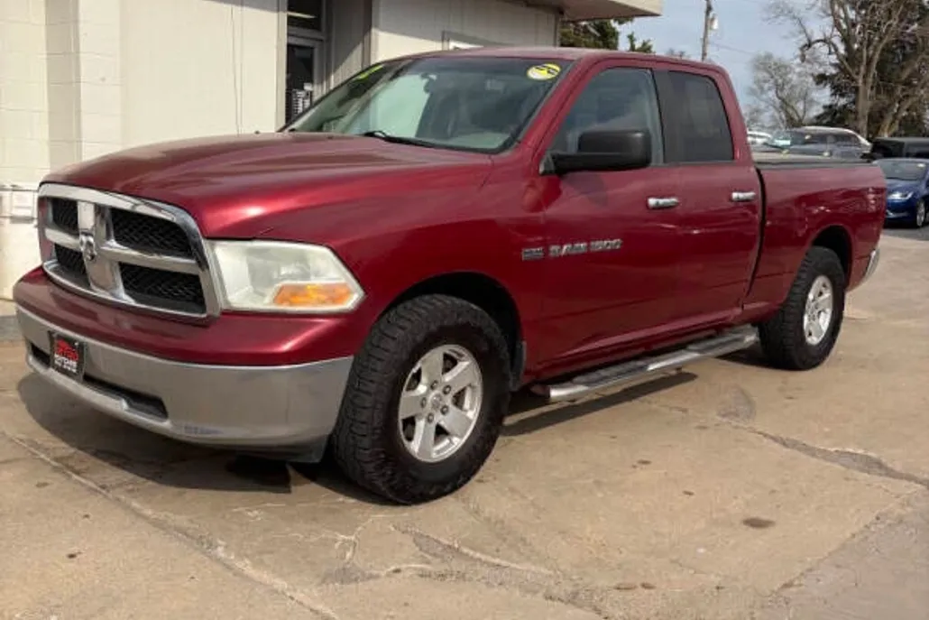 2012 Dodge Ram SLT photo 1