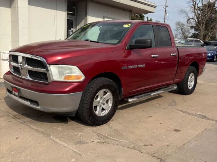 2012 Dodge Ram SLT photo 1