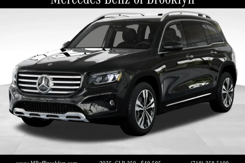 2025 Mercedes Benz GLB 250 4MATIC photo 1