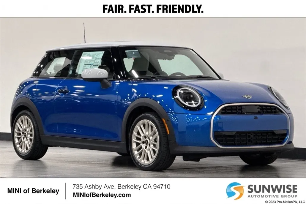 2025 Mini Cooper 2 Door Hardtop Iconic photo 1