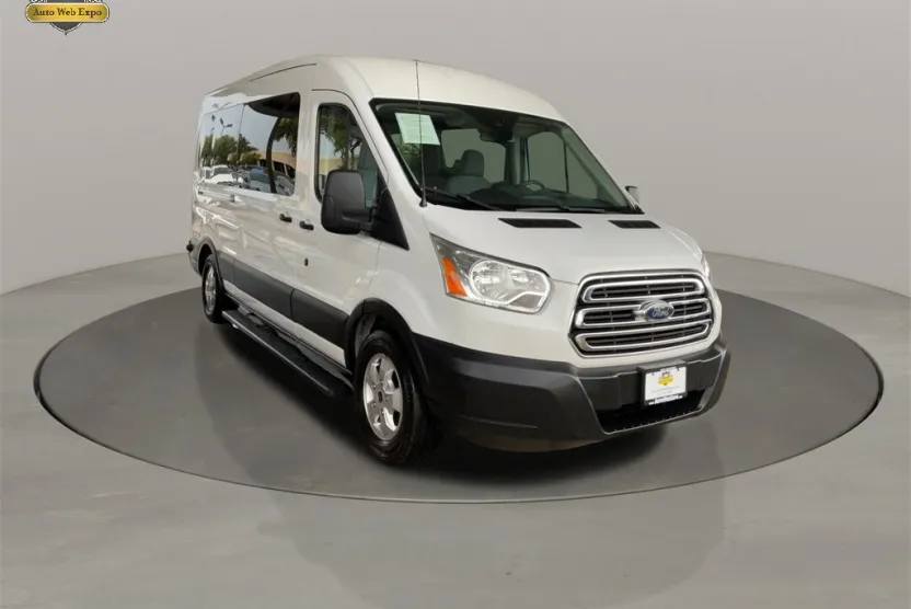 2019 Ford Transit photo 1