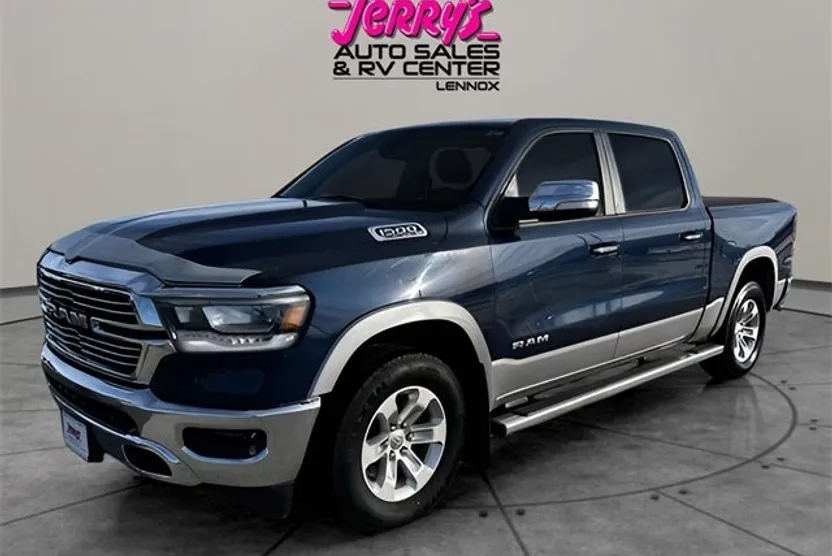 2019 Ram 1500 Laramie photo 1
