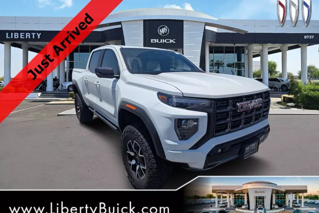 2024 Gmc Canyon AT4 photo 1
