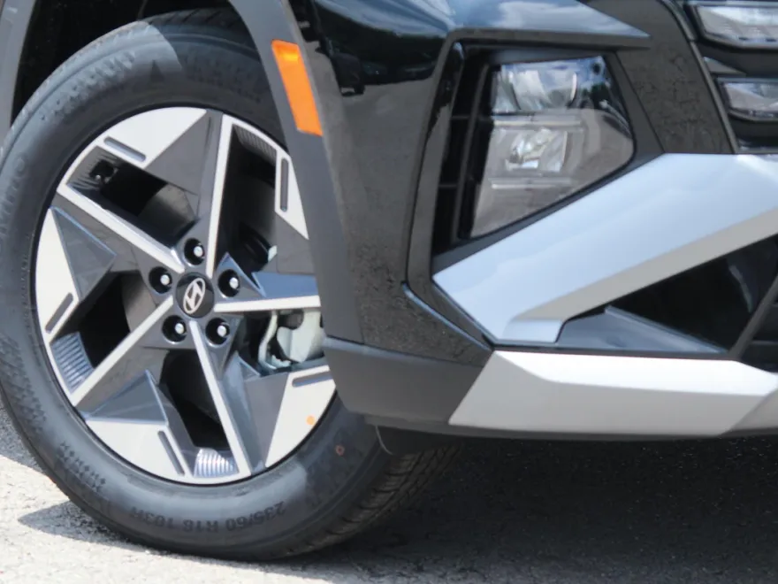 2025 Hyundai Tucson SEL photo 1