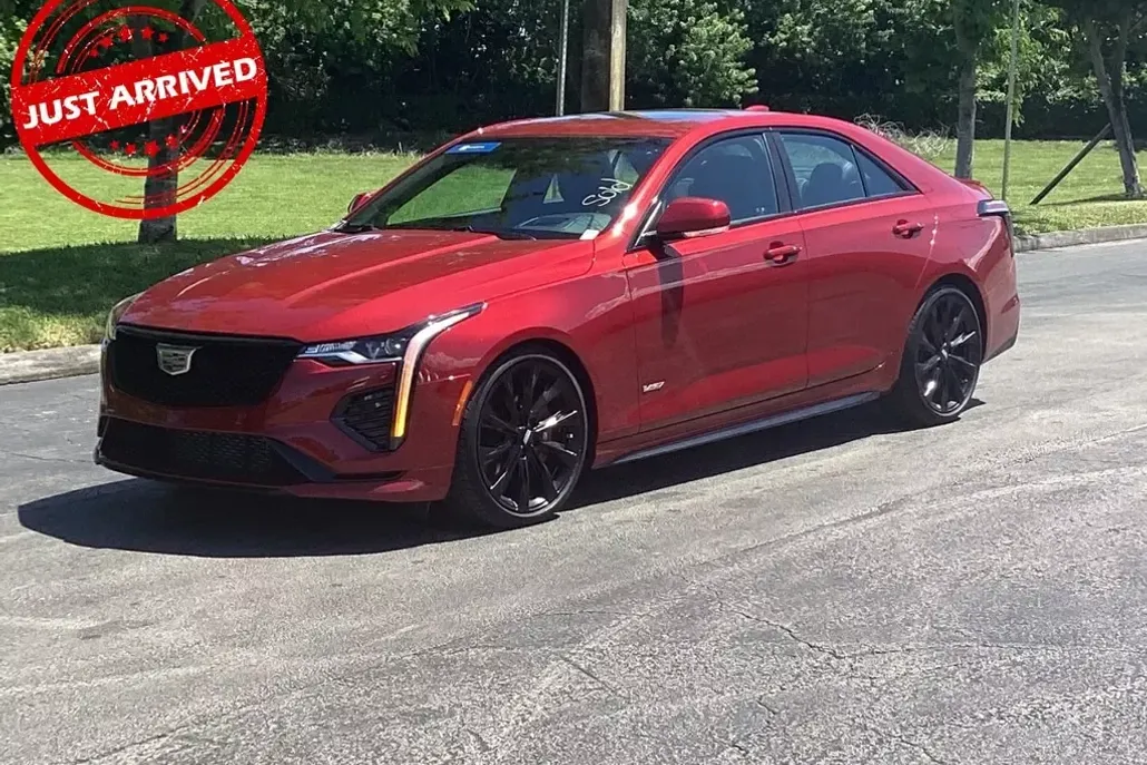 2022 Cadillac CT4 photo 1