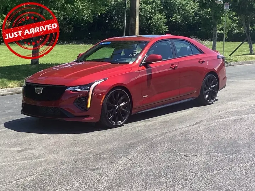 2022 Cadillac CT4 photo 1