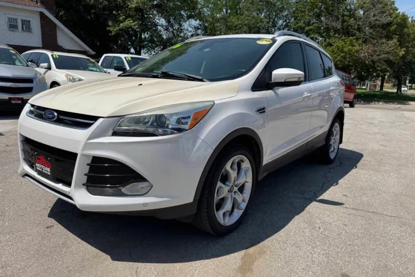 2016 Ford Escape Titanium photo 1