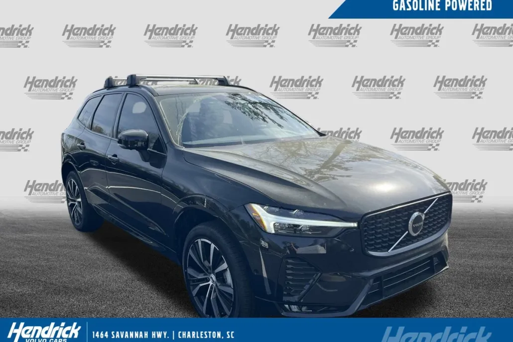2025 Volvo XC60 B5 Plus photo 1