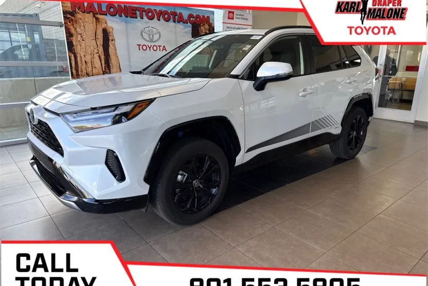 2025 Toyota RAV4 Hybrid SE photo 1