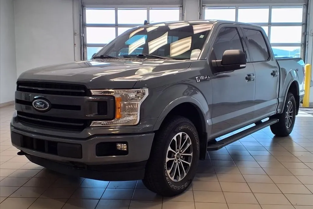 2019 Ford F-150 XLT photo 1