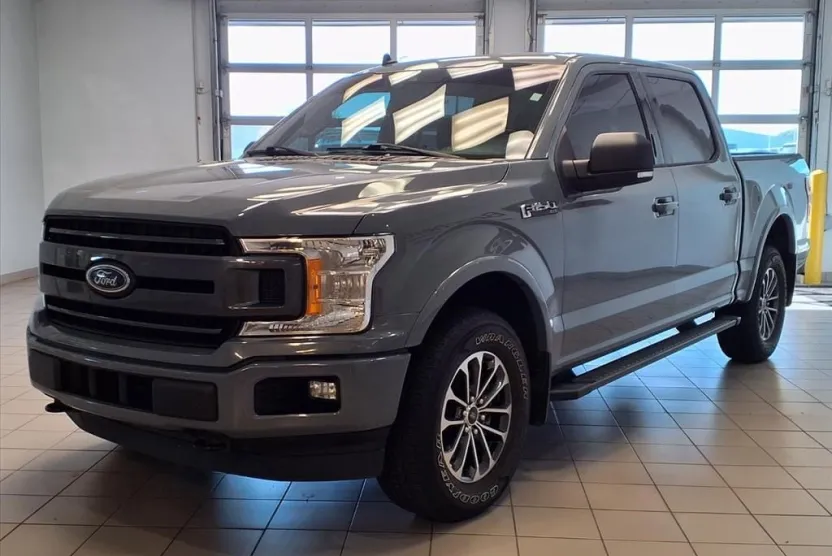 2019 Ford F-150 XLT photo 1