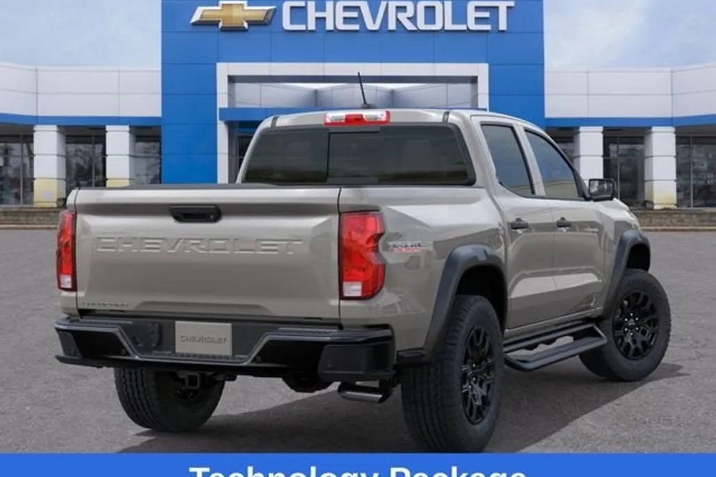 2026 Chevrolet Colorado Trail Boss photo 1