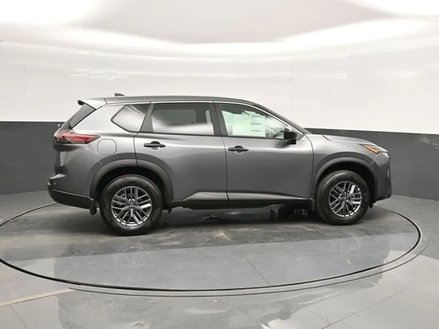 2026 Nissan Rogue S photo 1