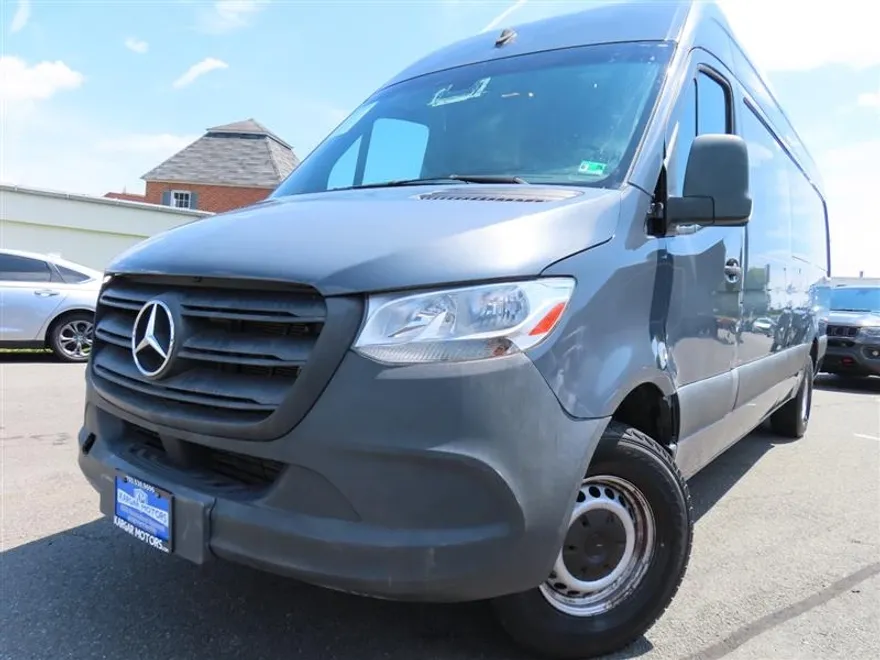 2019 Mercedes Benz Sprinter 2500 photo 1