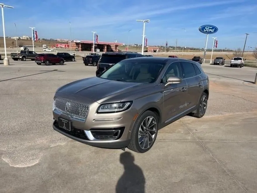 2019 Lincoln Nautilus Reserve photo 1