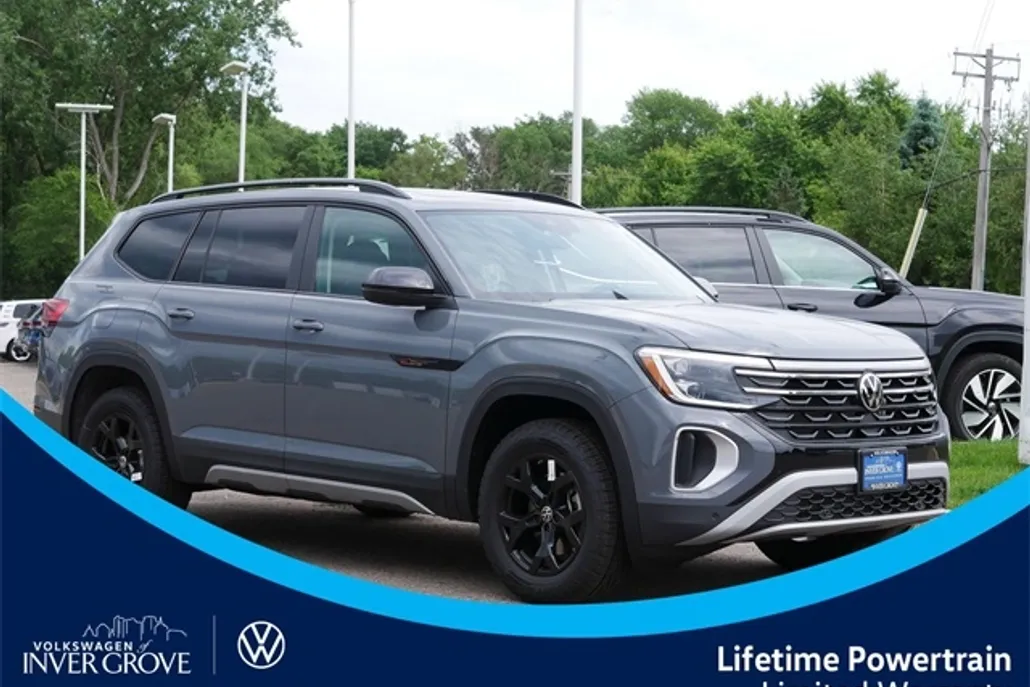 2025 Volkswagen Atlas Peak Edition SE photo 1