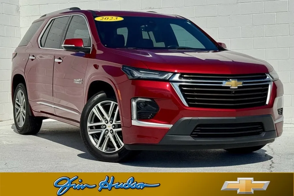 2023 Chevrolet Traverse High Country photo 1