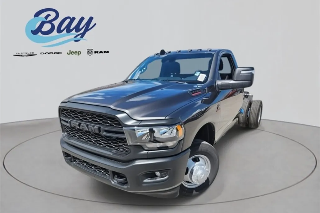 2024 Ram 3500 Tradesman photo 1