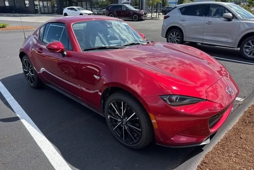2025 Mazda MX-5 Miata Miata RF Grand Touring photo 1