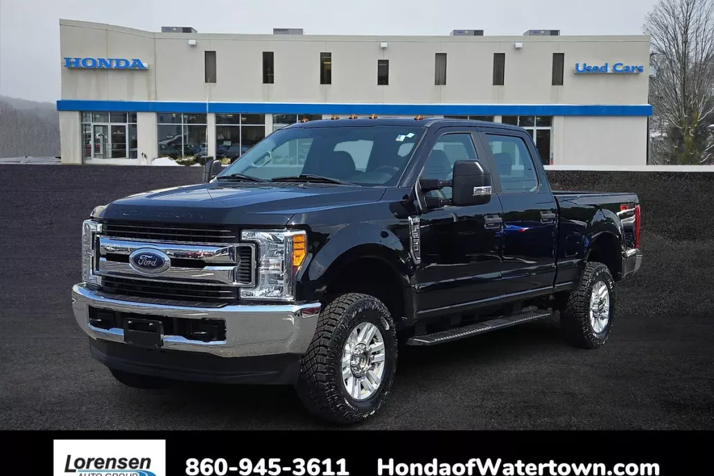 2017 Ford F-250 XL photo 1