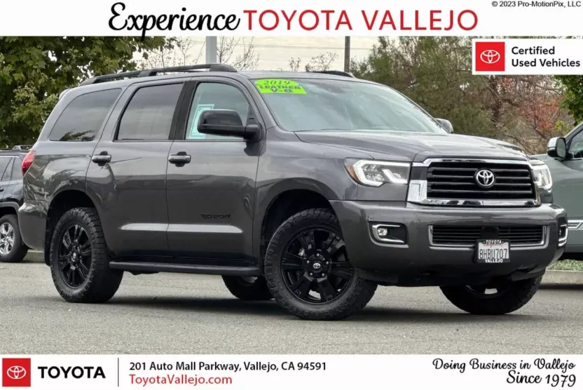 2019 Toyota Sequoia TRD Sport photo 1