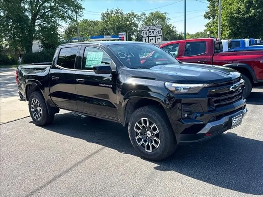 2026 Chevrolet Colorado Z71 photo 1