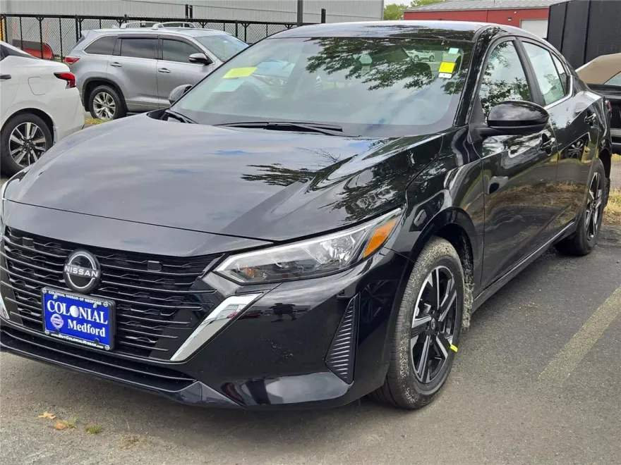 2025 Nissan Sentra SV photo 1