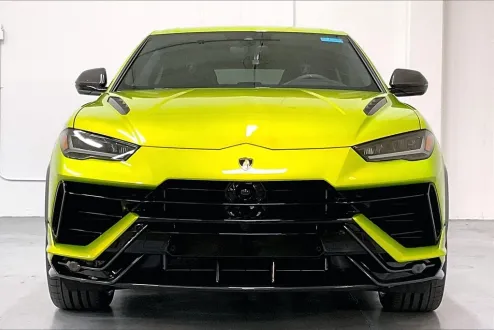 2024 Lamborghini Urus Performante photo 2