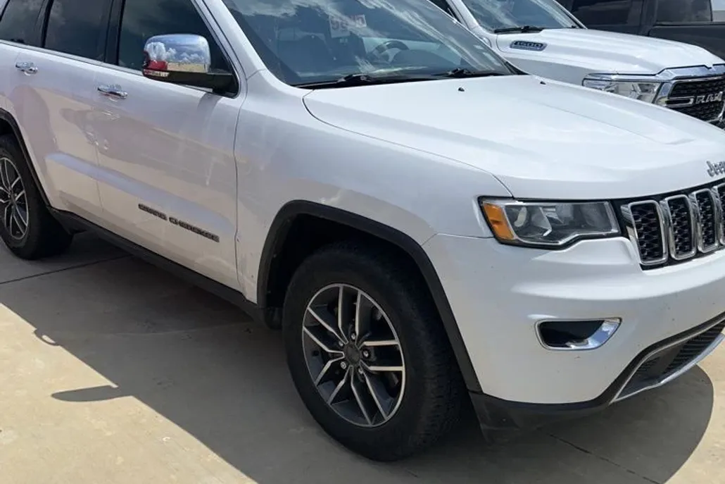 2020 Jeep Grand Cherokee Limited photo 1
