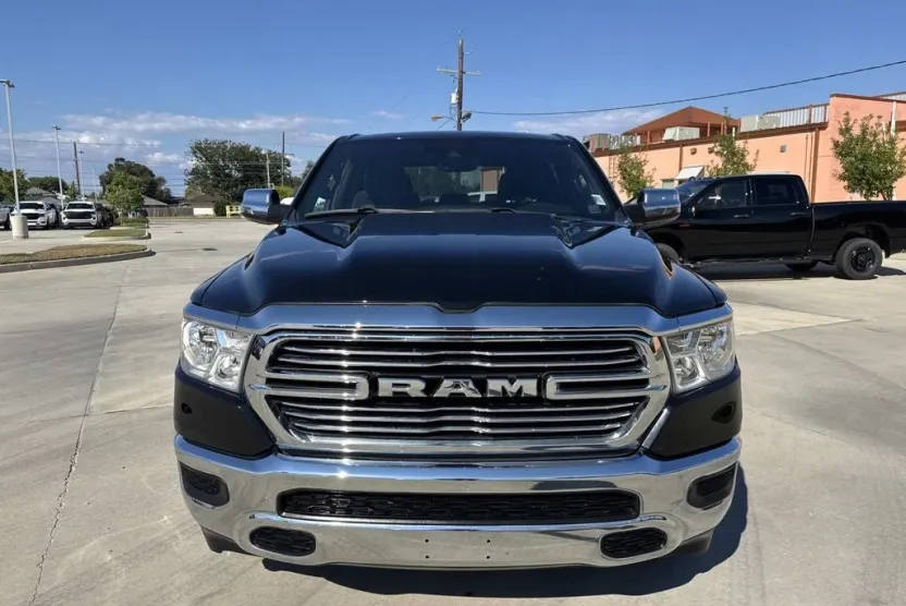 2024 Ram 1500 Laramie photo 1