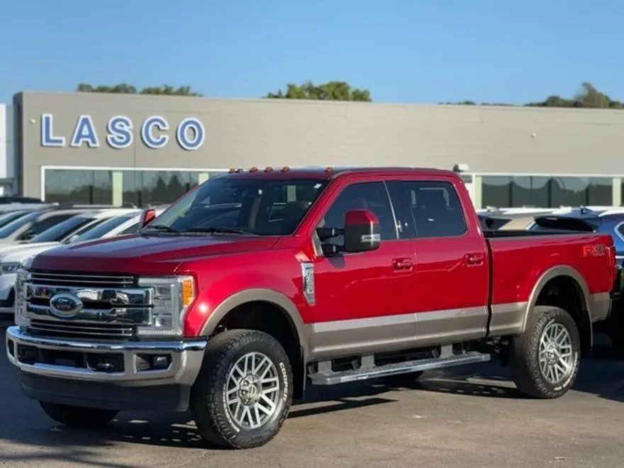 2018 Ford F-350 Lariat photo 1