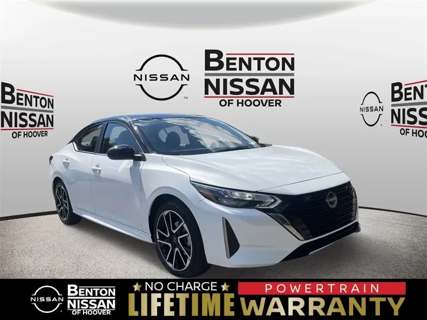 2025 Nissan Sentra SR photo 1