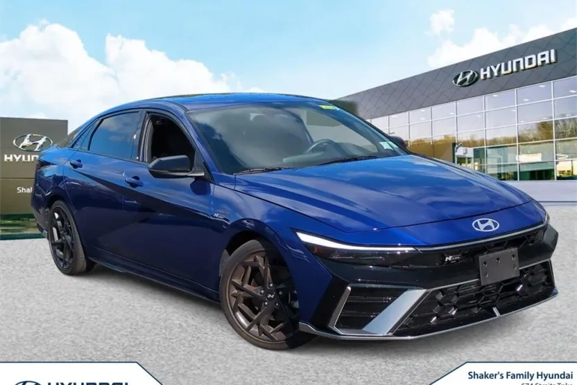 2024 Hyundai Elantra N Line photo 1