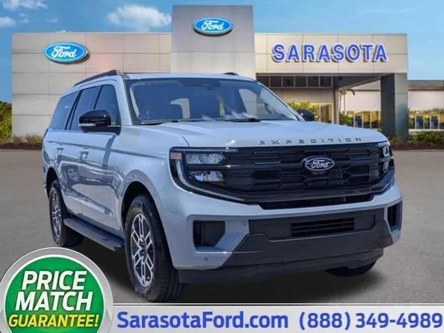 2025 Ford Expedition photo 1