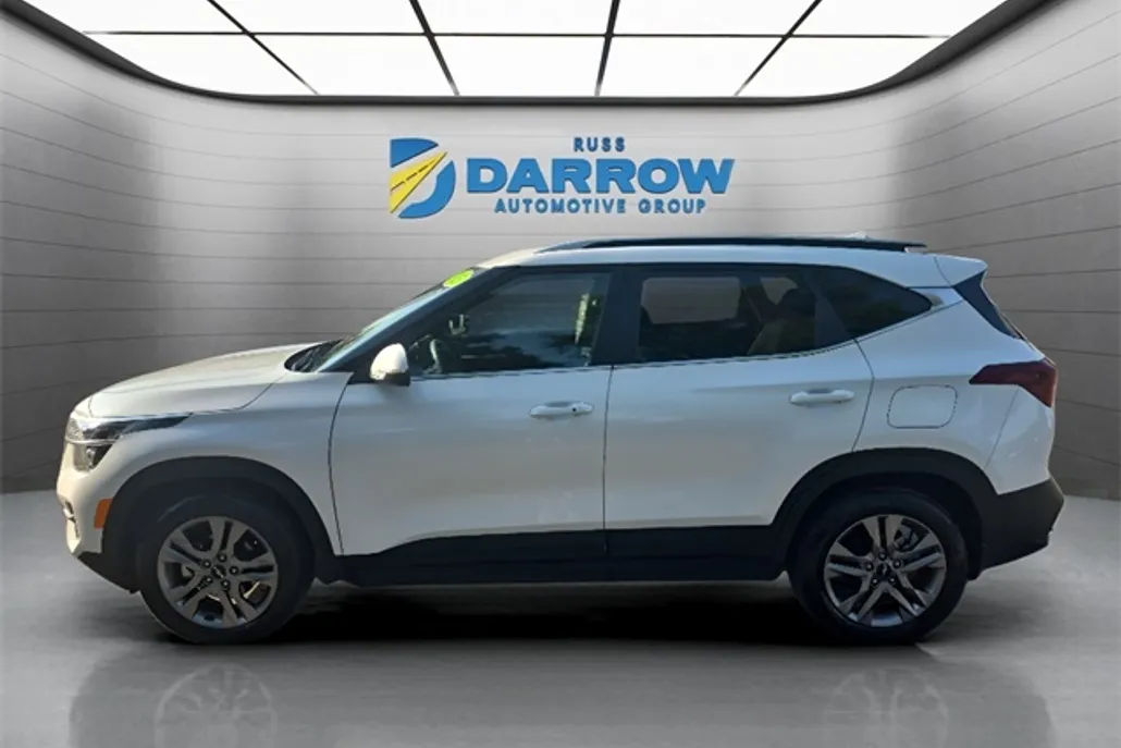 2023 Kia Seltos S photo 1