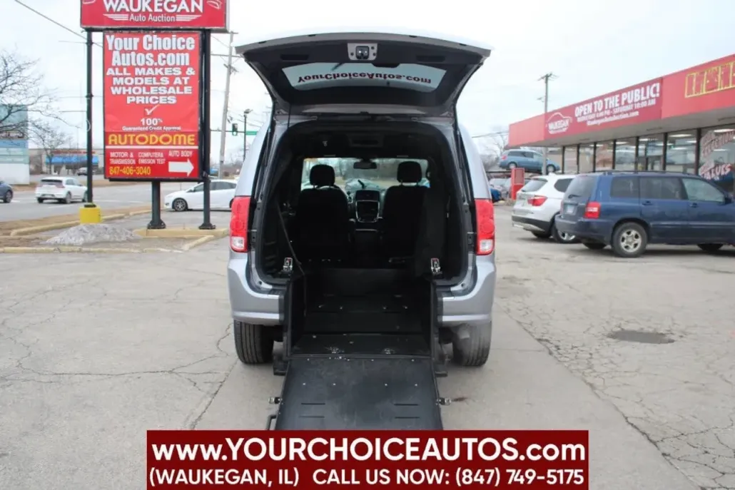 2019 Dodge Grand Caravan GT photo 1