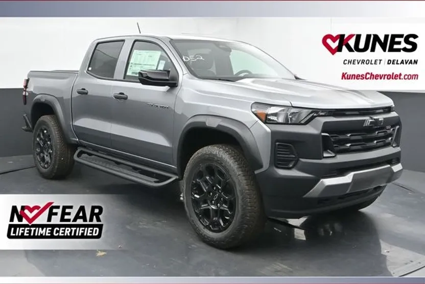 2026 Chevrolet Colorado Trail Boss photo 1