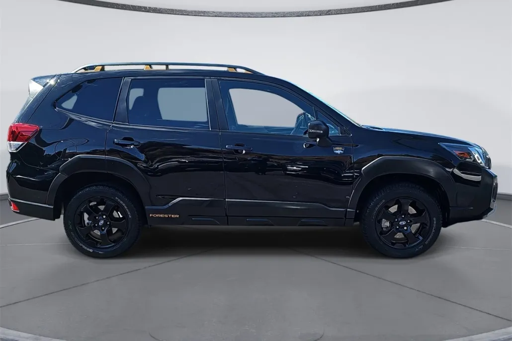 2023 Subaru Forester Wilderness photo 1