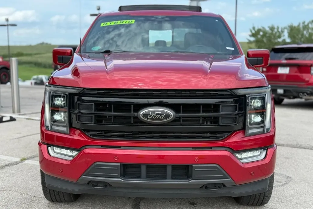 2023 Ford F-150 Lariat photo 1