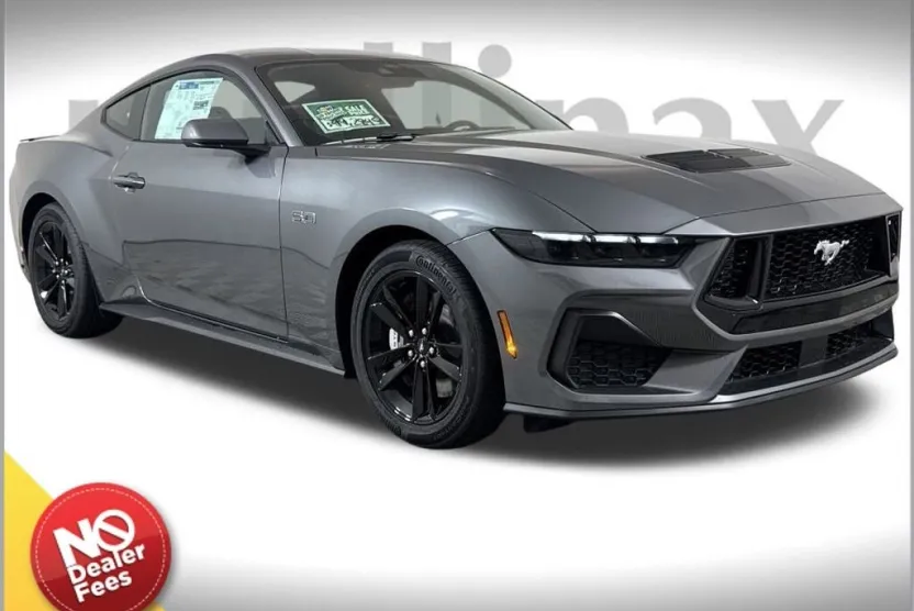 2025 Ford Mustang GT photo 1
