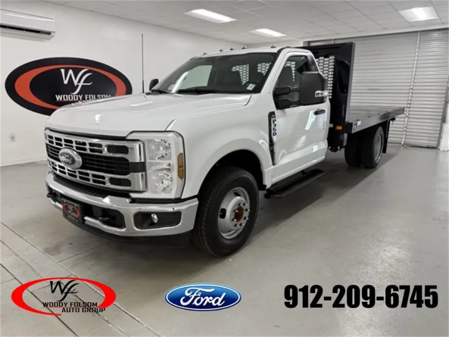 2025 Ford F-350 photo 1