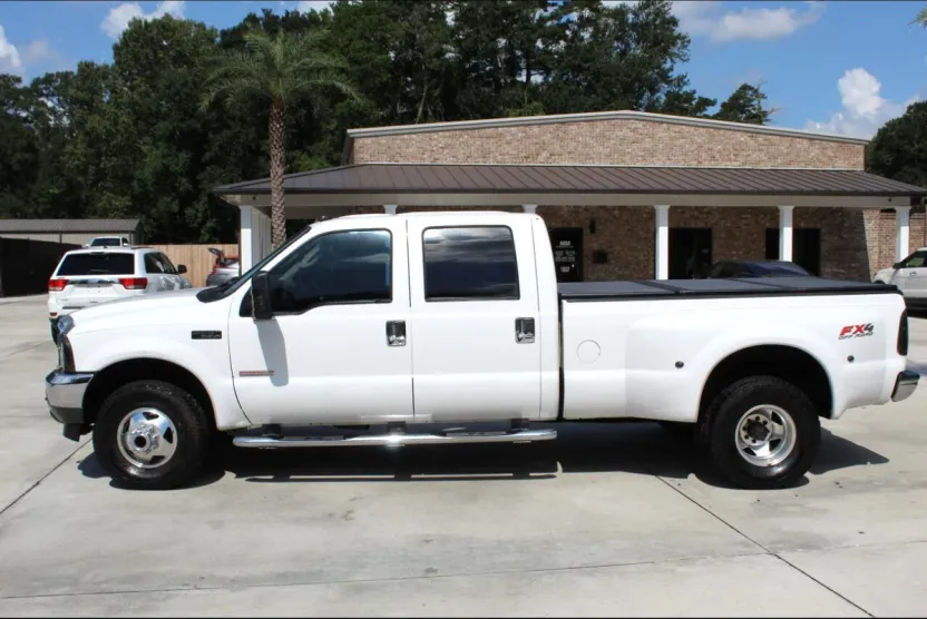 2003 Ford F-350 XLT photo 1